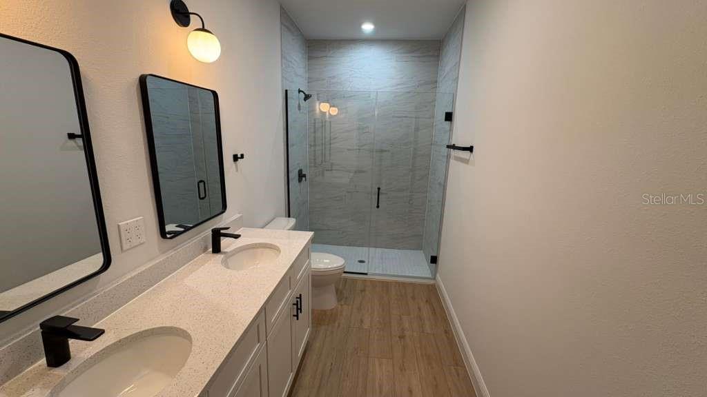 Image 16 of 23 For 2380 Gardenia Drive