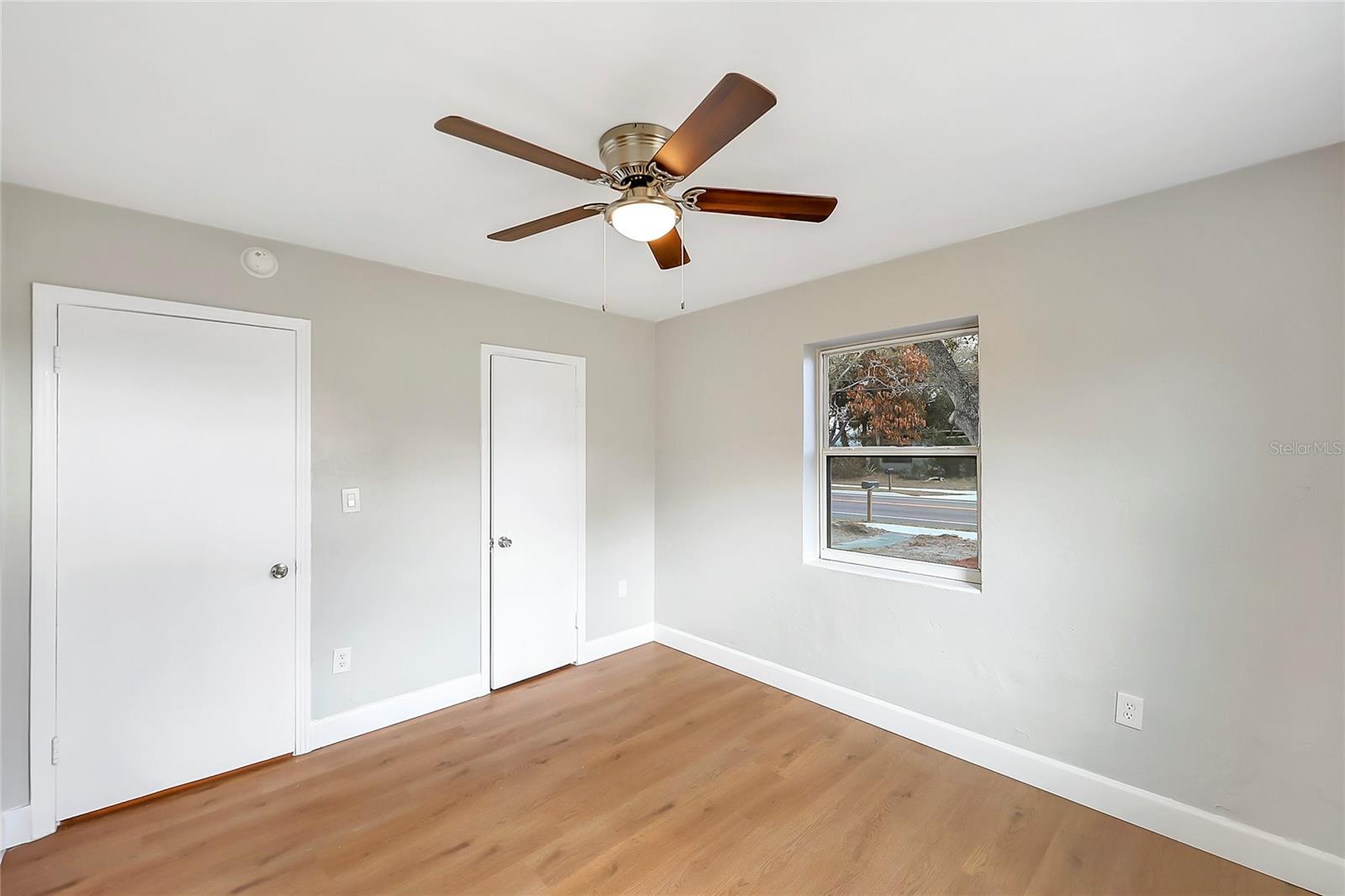 Image 15 of 22 For 417 Fiske Boulevard