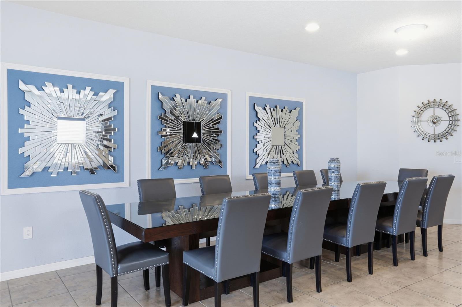 Image 13 of 95 For 1876 Nice Court