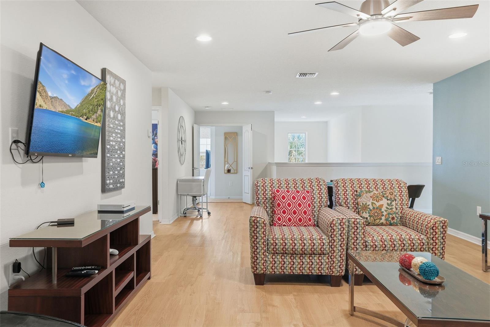 Image 29 of 95 For 1876 Nice Court