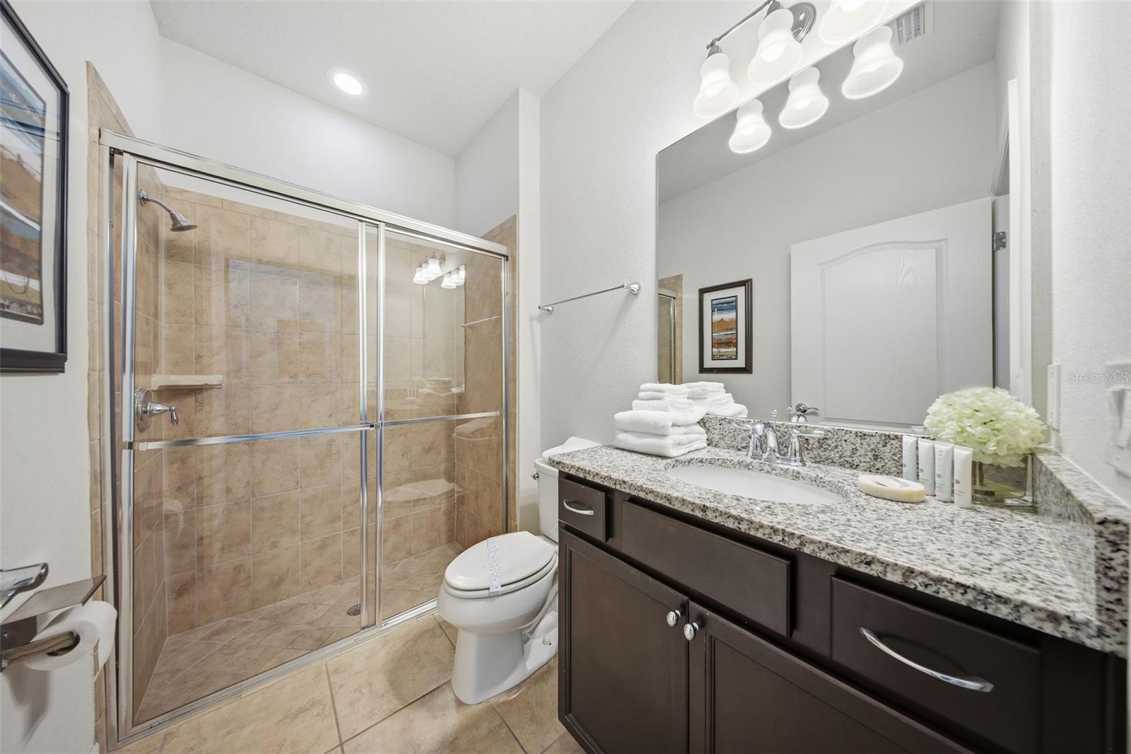 Image 33 of 95 For 1876 Nice Court