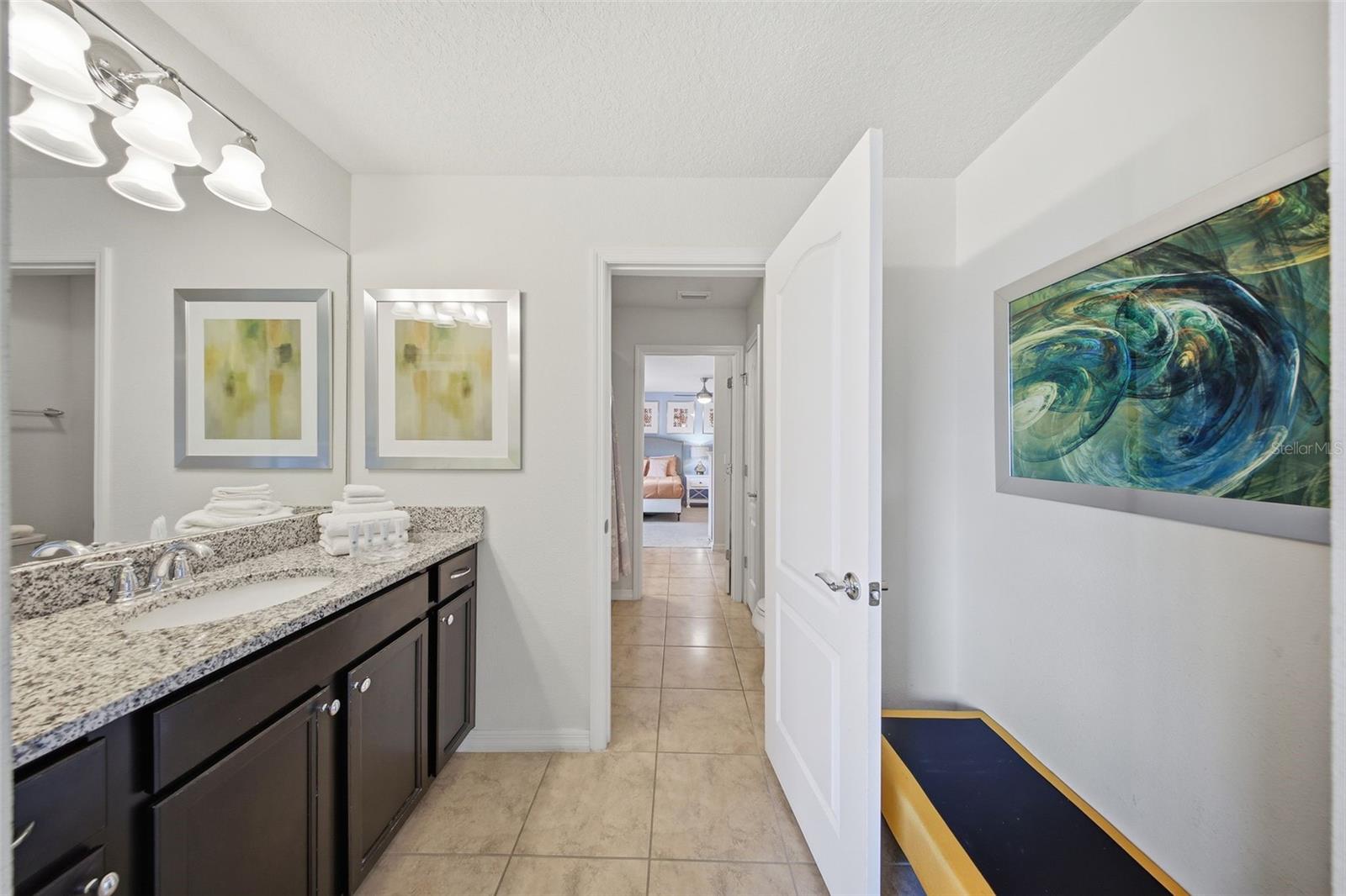 Image 49 of 95 For 1876 Nice Court