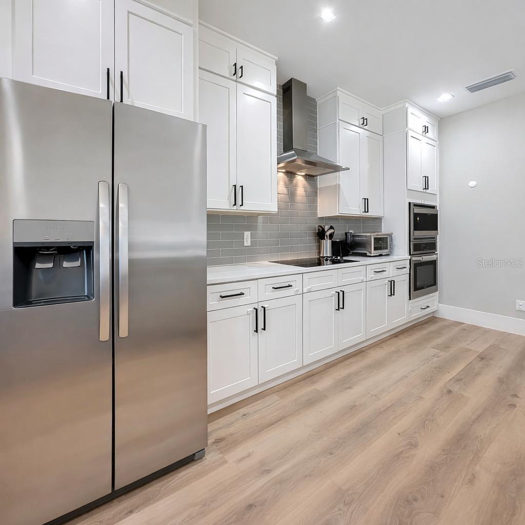 Image 10 of 45 For 2720 Shine Avenue