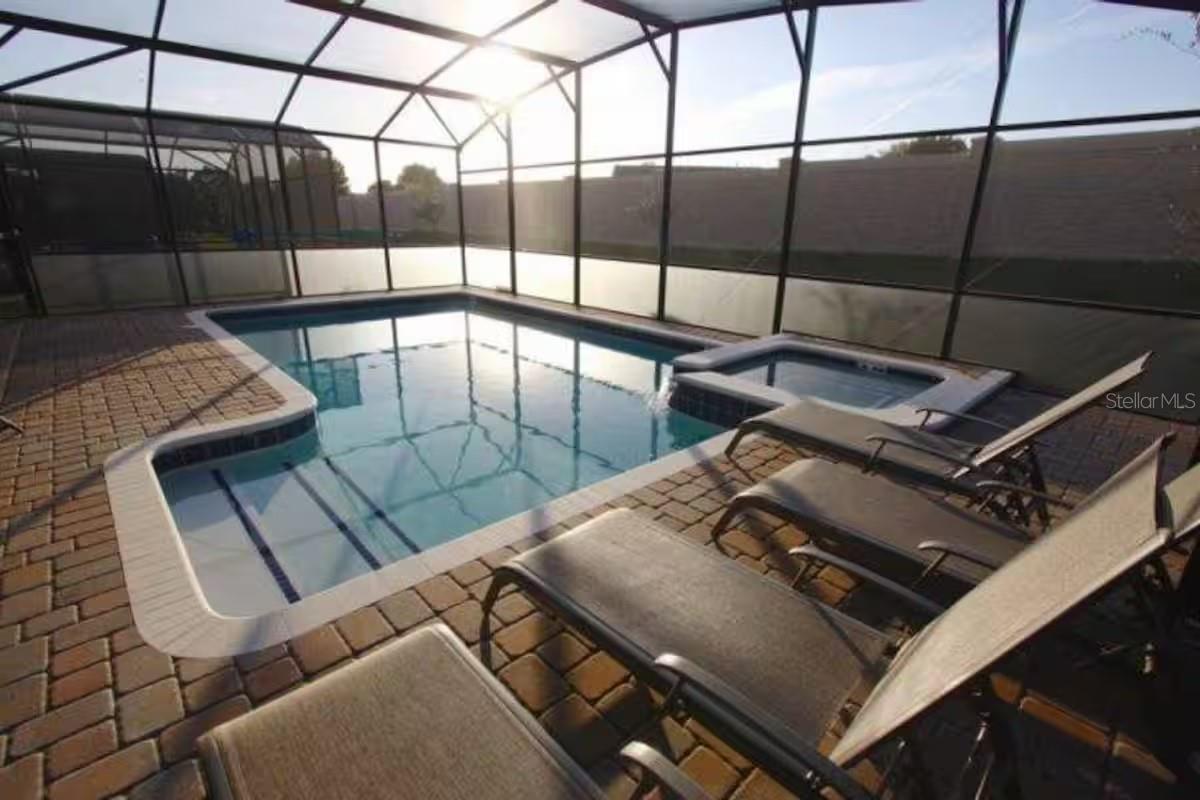 Image 12 of 35 For 1524 Moon Valley Drive