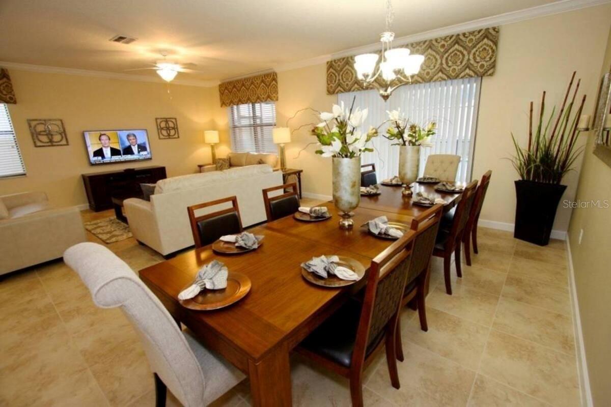 Image 13 of 35 For 1524 Moon Valley Drive