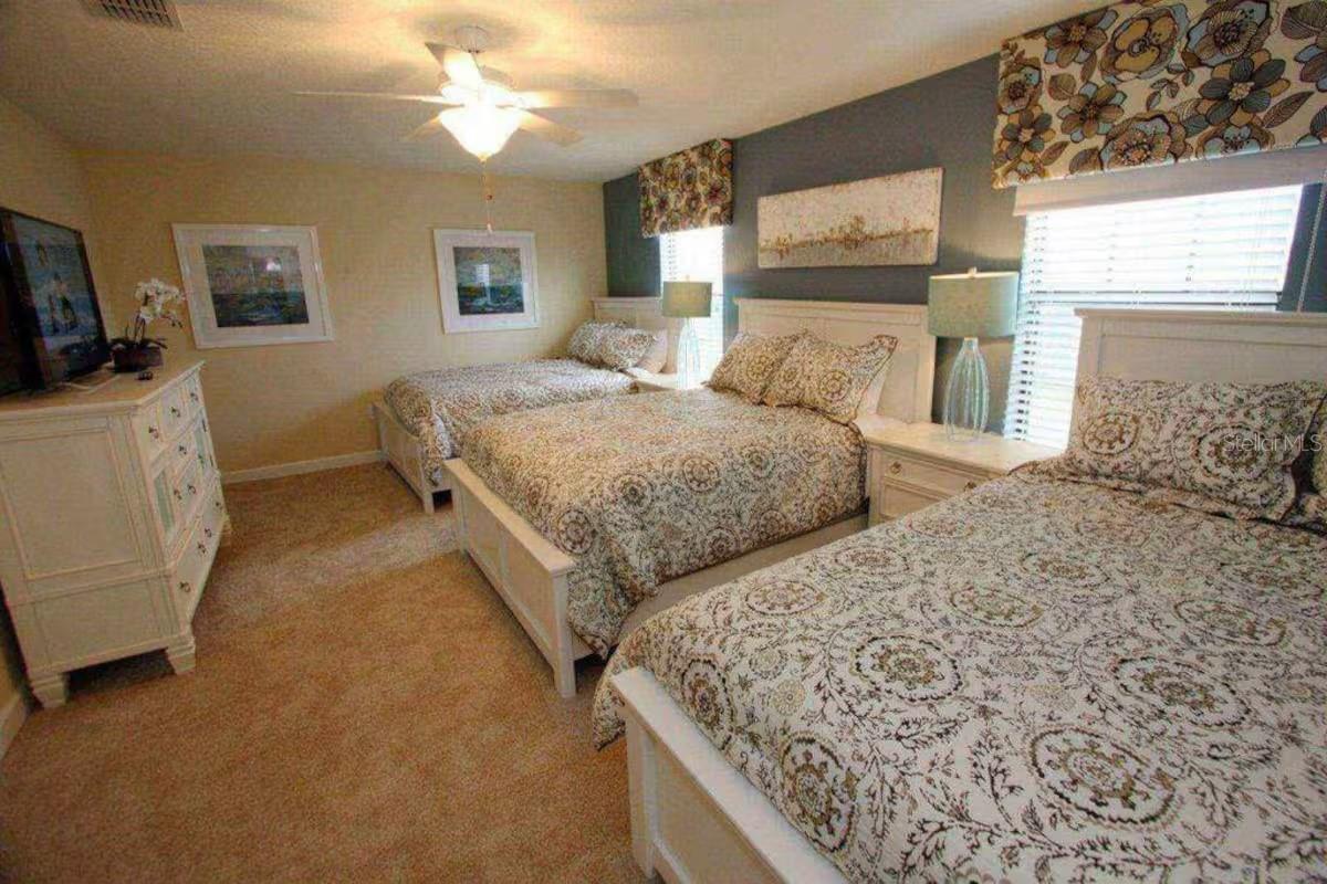 Image 22 of 35 For 1524 Moon Valley Drive