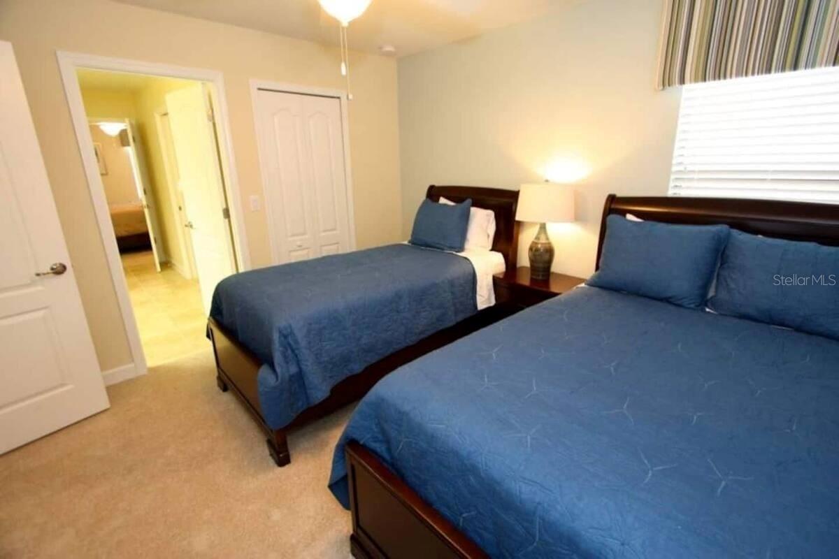 Image 29 of 35 For 1524 Moon Valley Drive