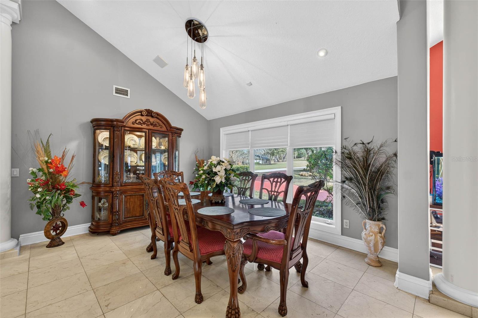 Image 10 of 93 For 1700 Alvarado Court