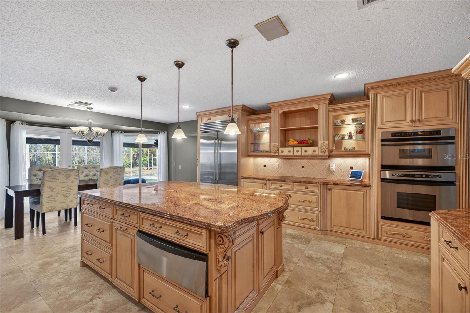 Image 20 of 93 For 1700 Alvarado Court