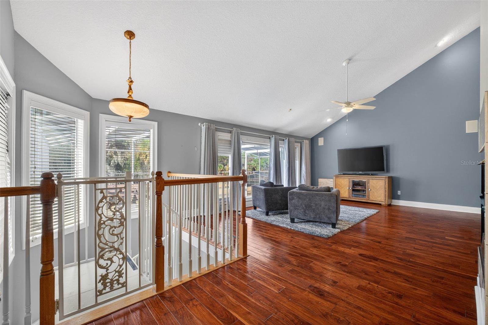 Image 35 of 93 For 1700 Alvarado Court