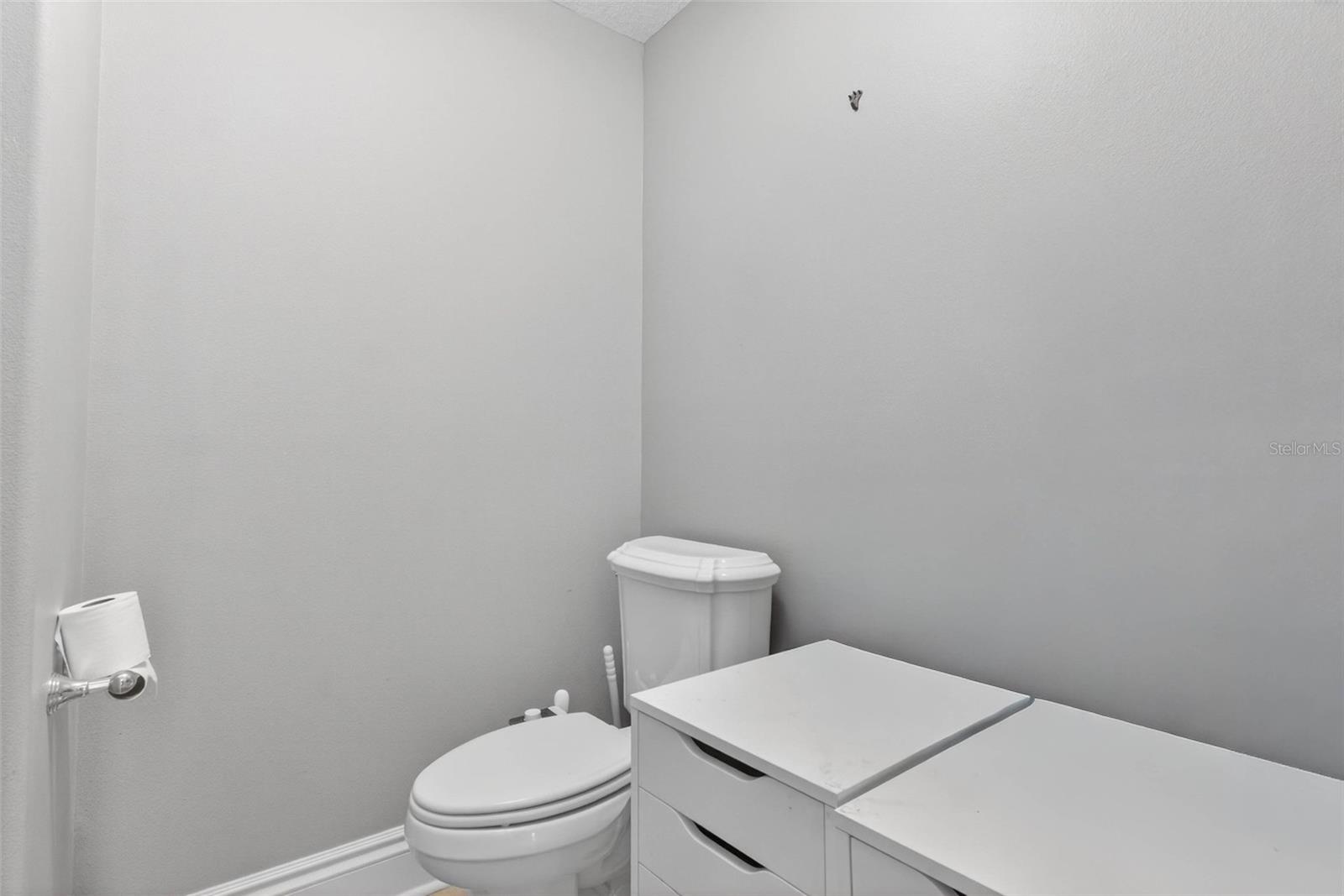 Image 42 of 93 For 1700 Alvarado Court