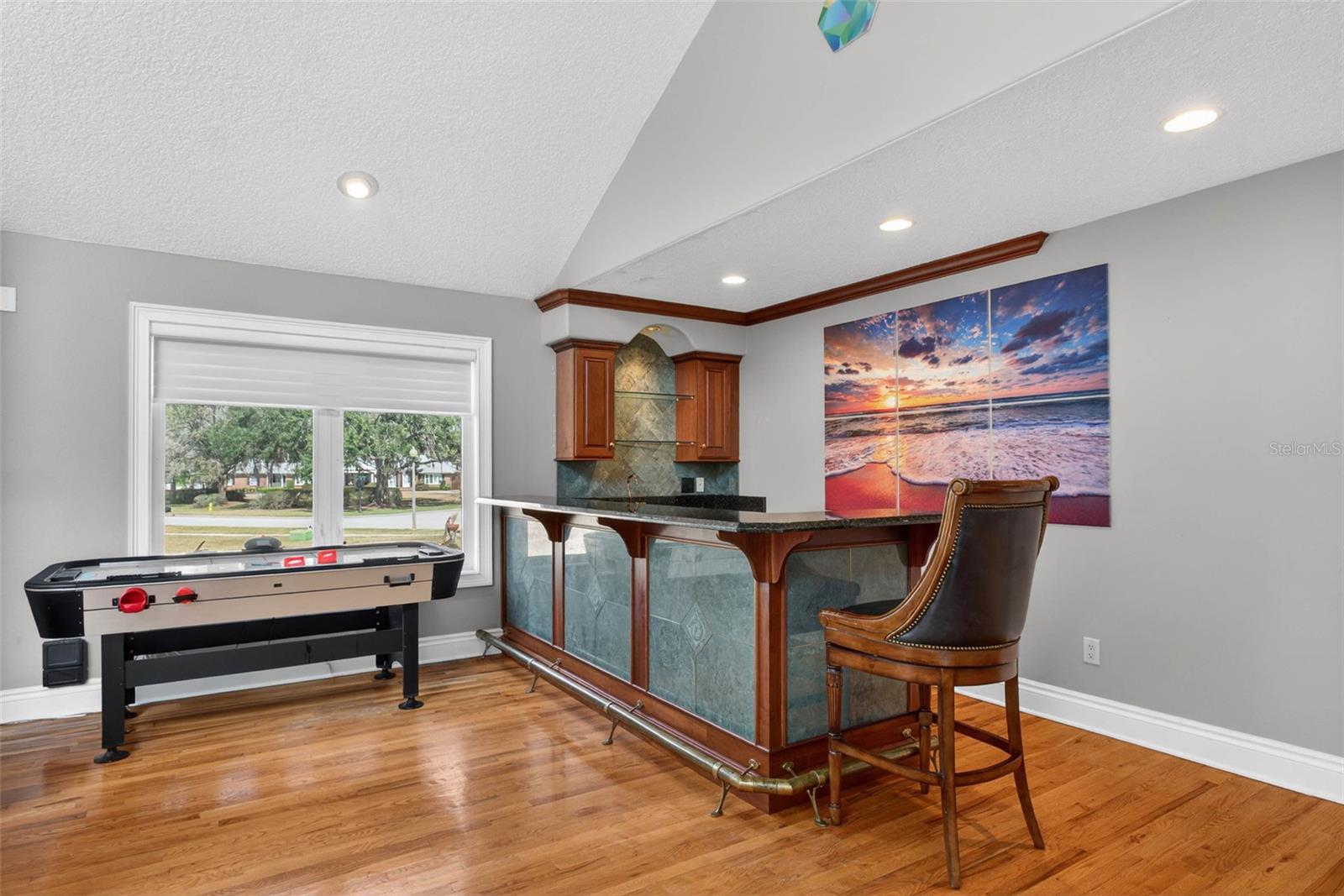 Image 51 of 93 For 1700 Alvarado Court