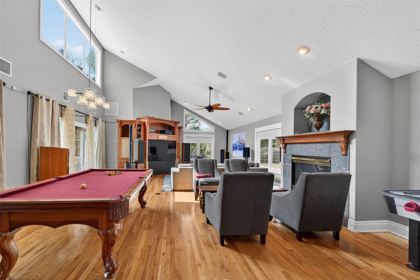 Image 52 of 93 For 1700 Alvarado Court