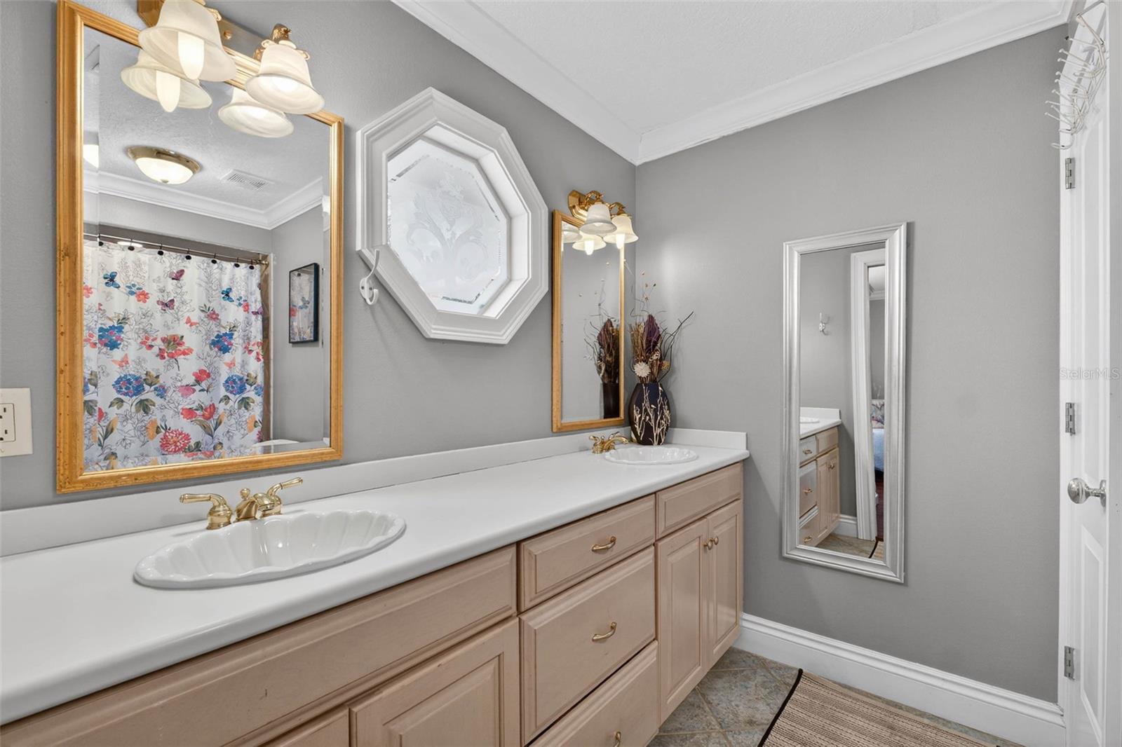 Image 64 of 93 For 1700 Alvarado Court