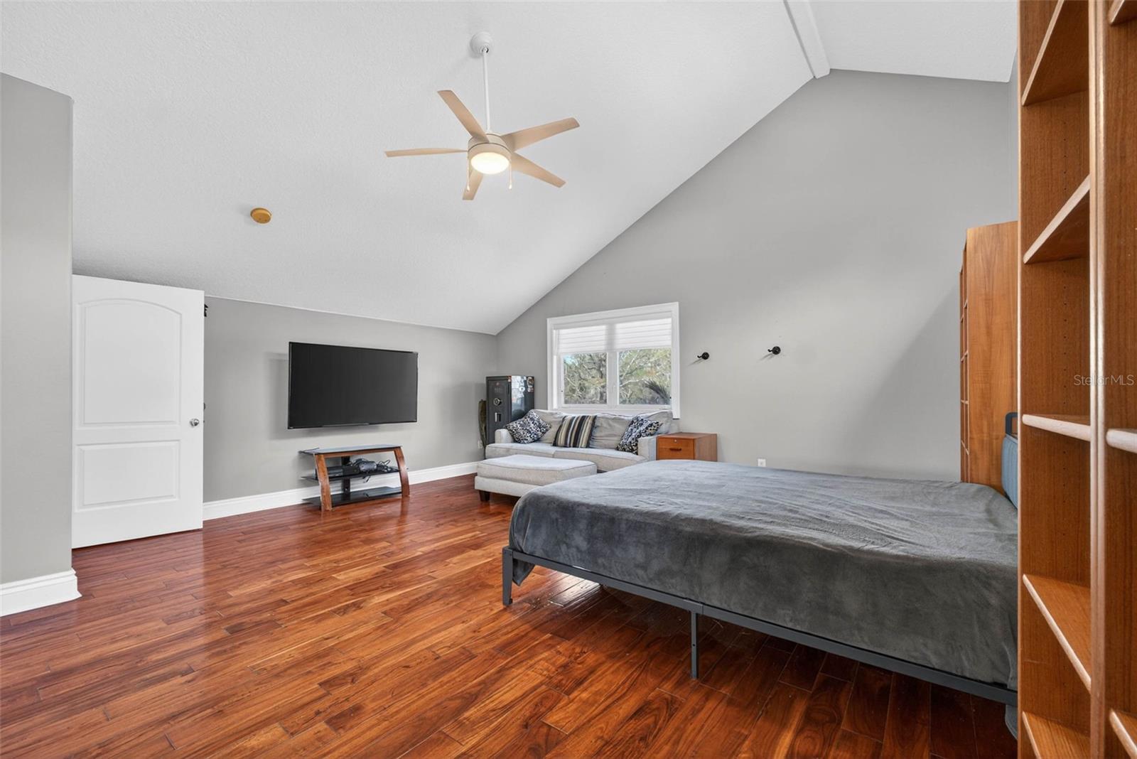 Image 77 of 93 For 1700 Alvarado Court