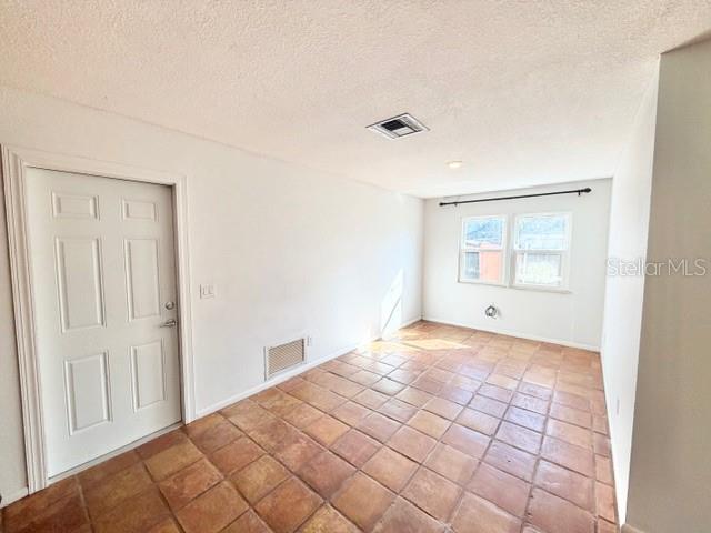 Image 3 of 19 For 105 Margo Lane