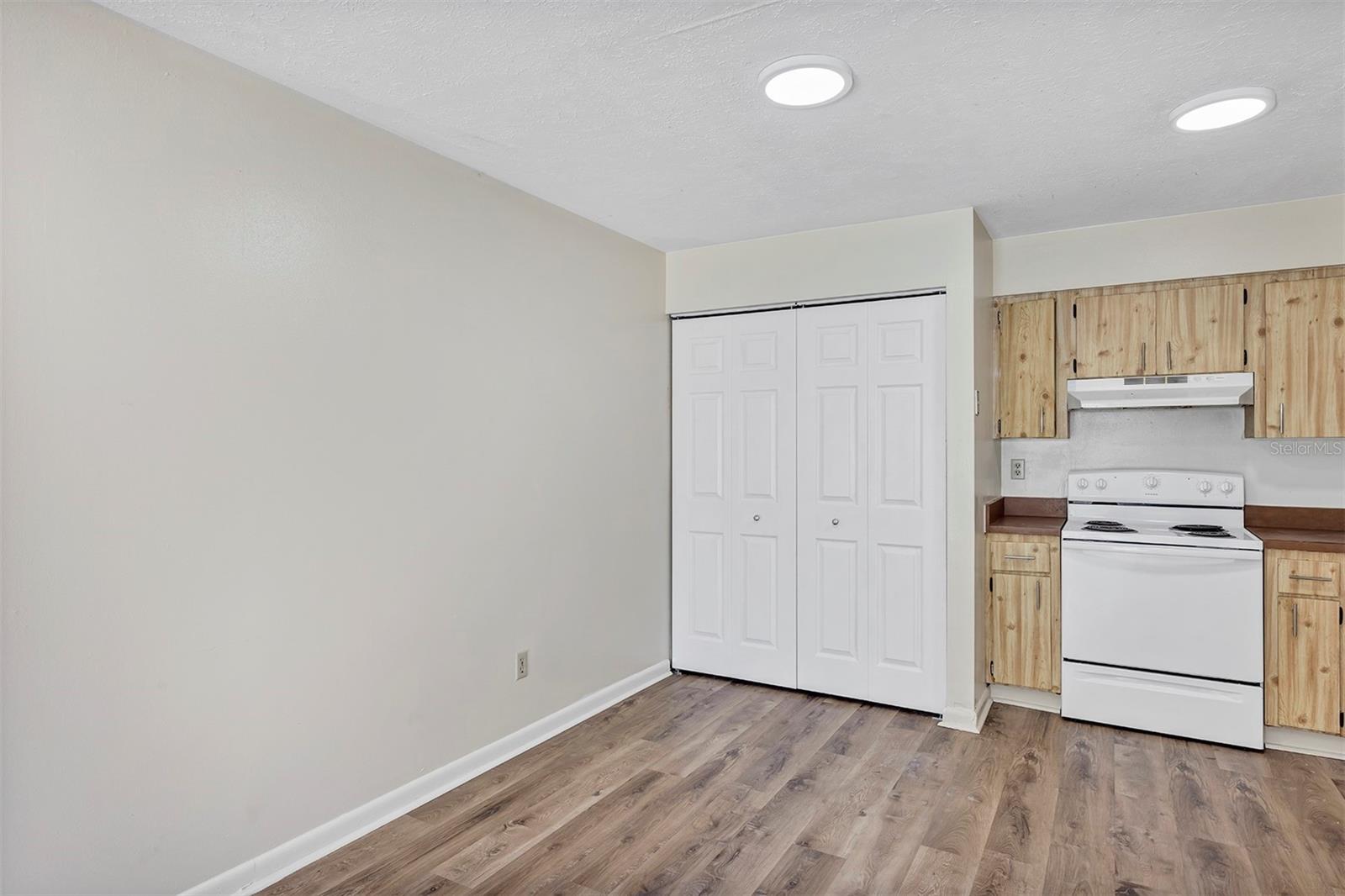 Image 9 of 20 For 3800 17th Ct  C