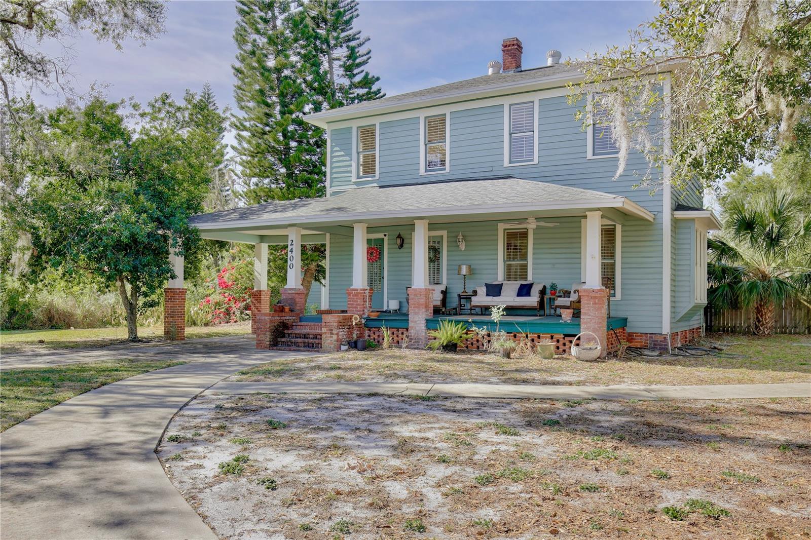 Listing photo id 3 for 2400 Park Avenue