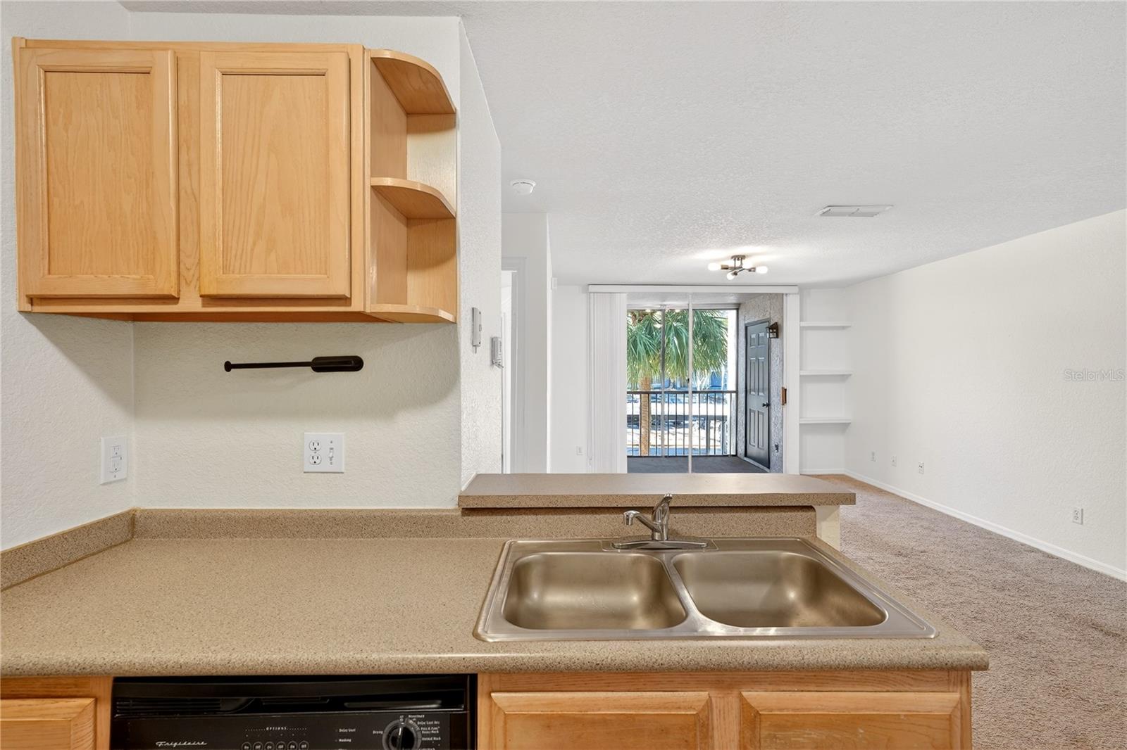 Image 13 of 38 For 8915 Latrec Ave  2203