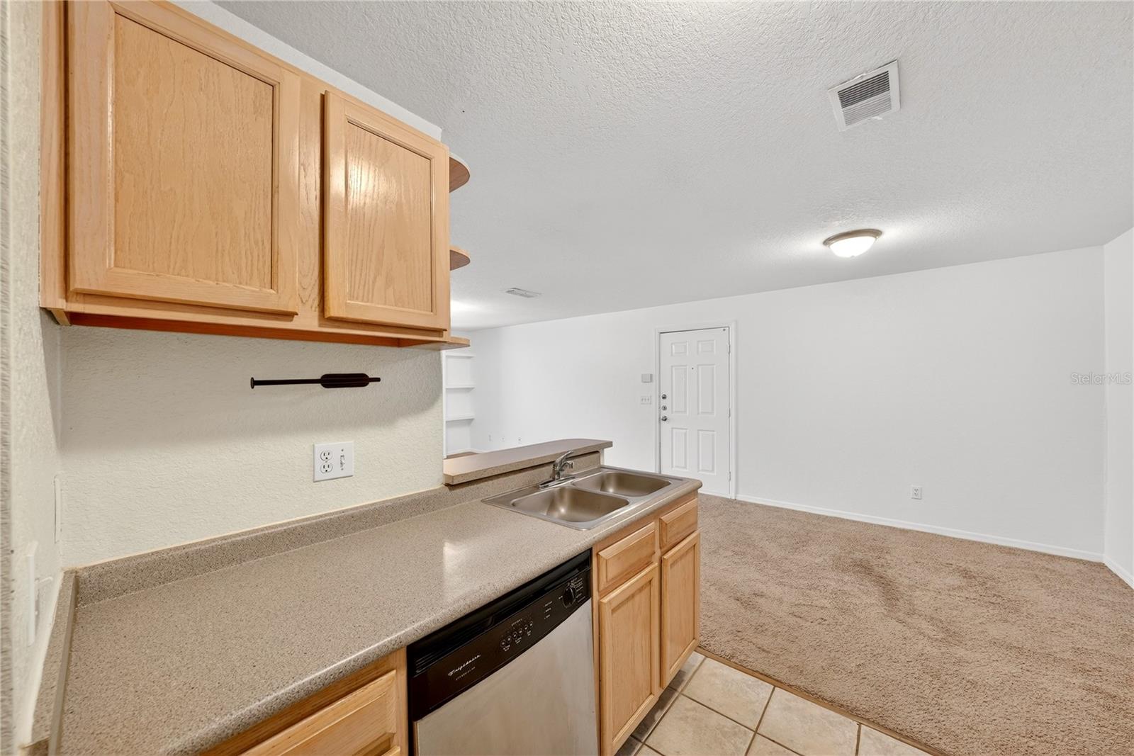 Image 15 of 38 For 8915 Latrec Ave  2203