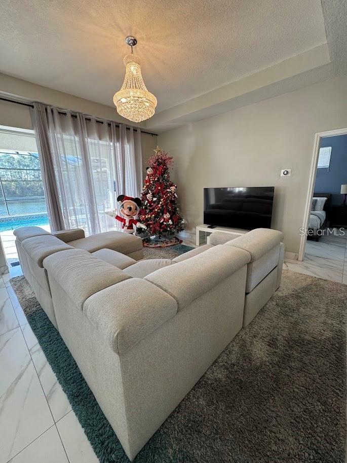 Image 14 of 61 For 2912 Sunset Lakes Boulevard