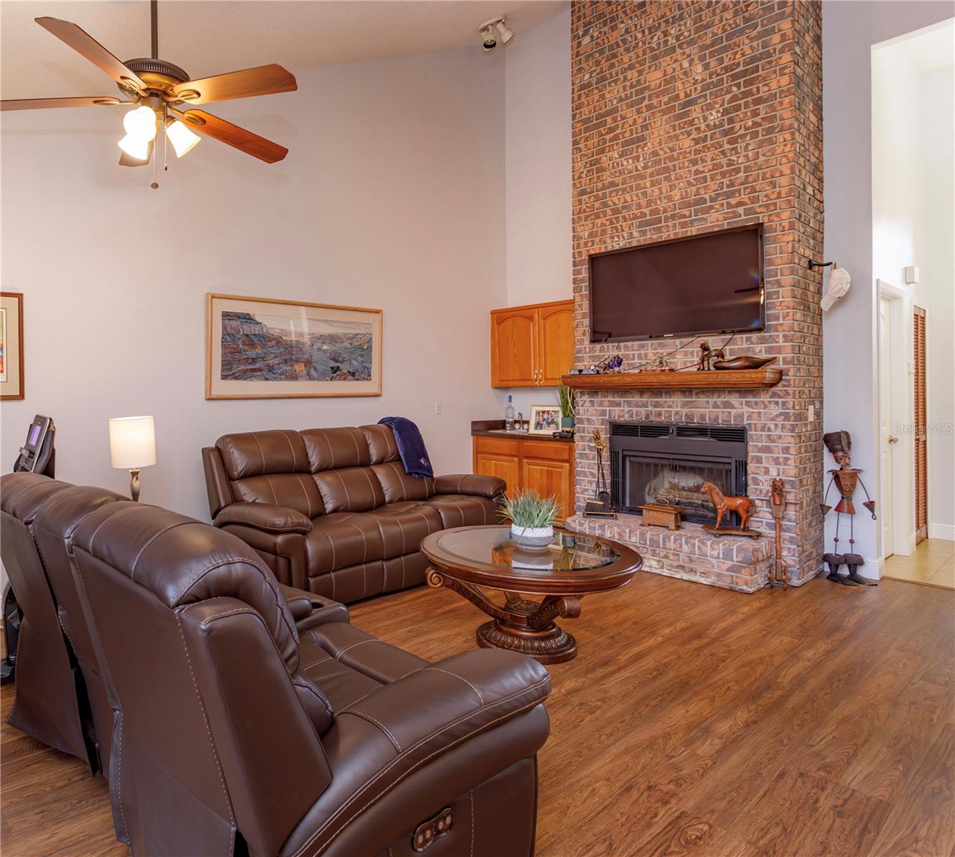 Image 6 of 21 For 106 Carli Court 106