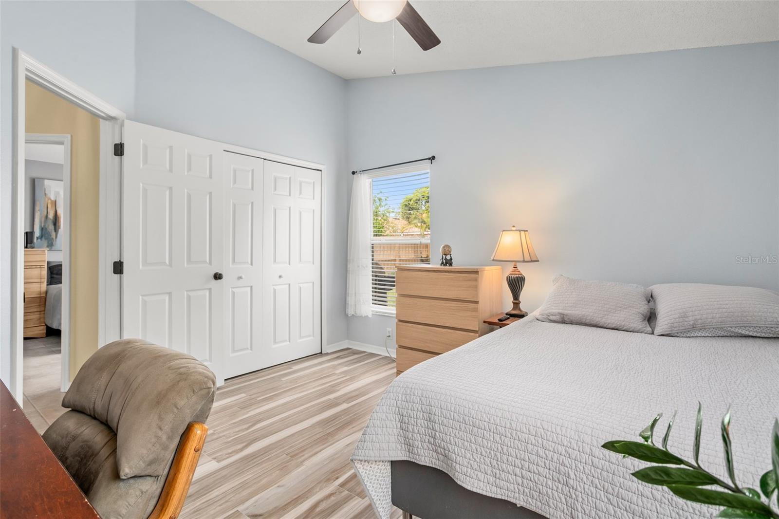 Image 21 of 27 For 1323 Daniels Cove Drive