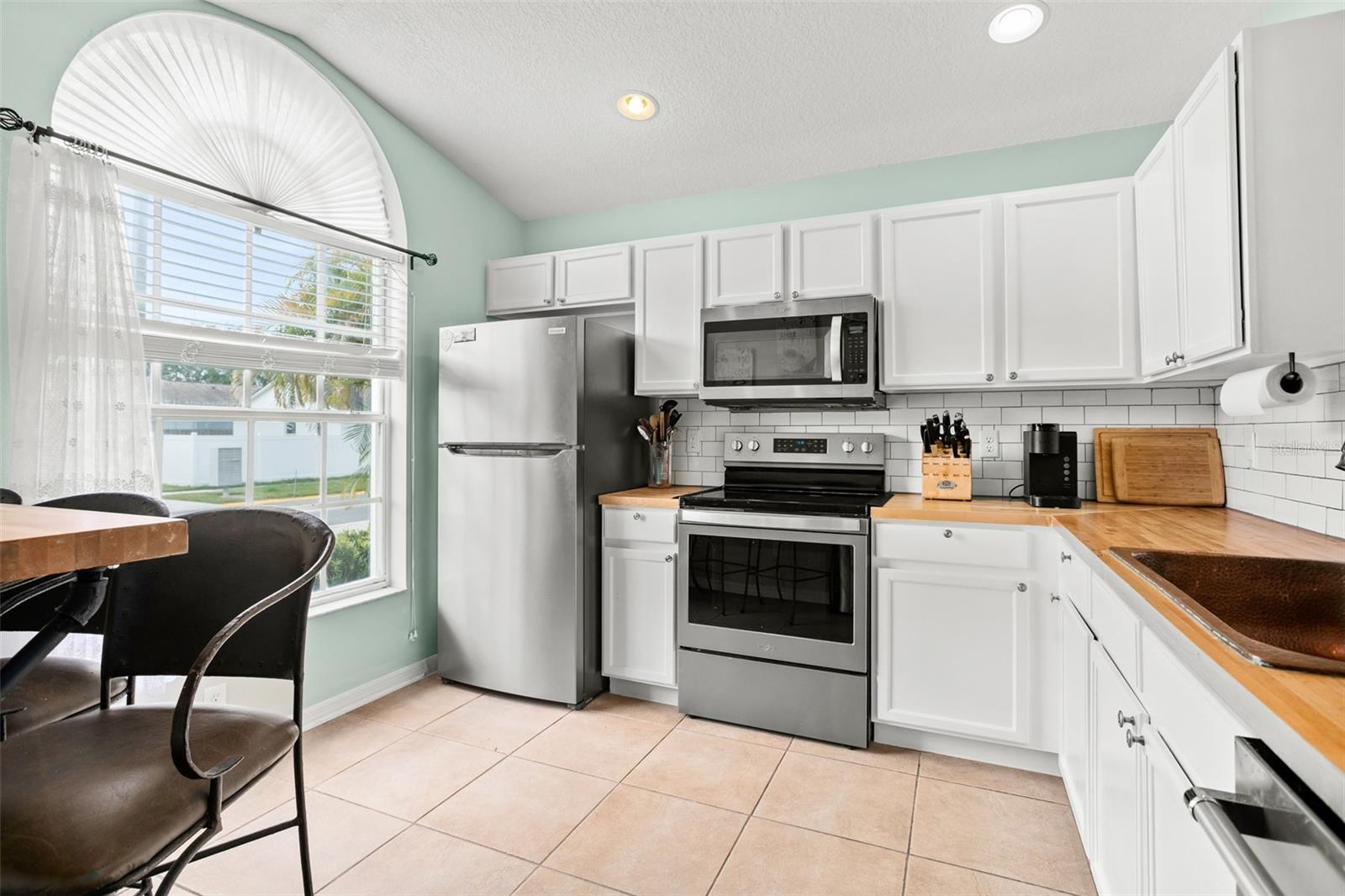 Image 3 of 27 For 1323 Daniels Cove Drive