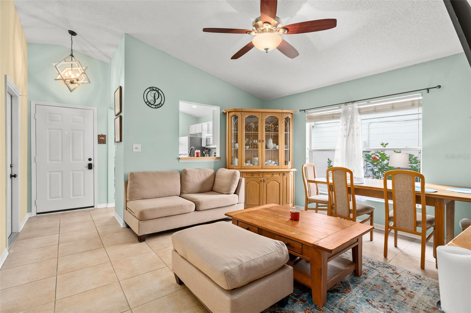 Image 8 of 27 For 1323 Daniels Cove Drive