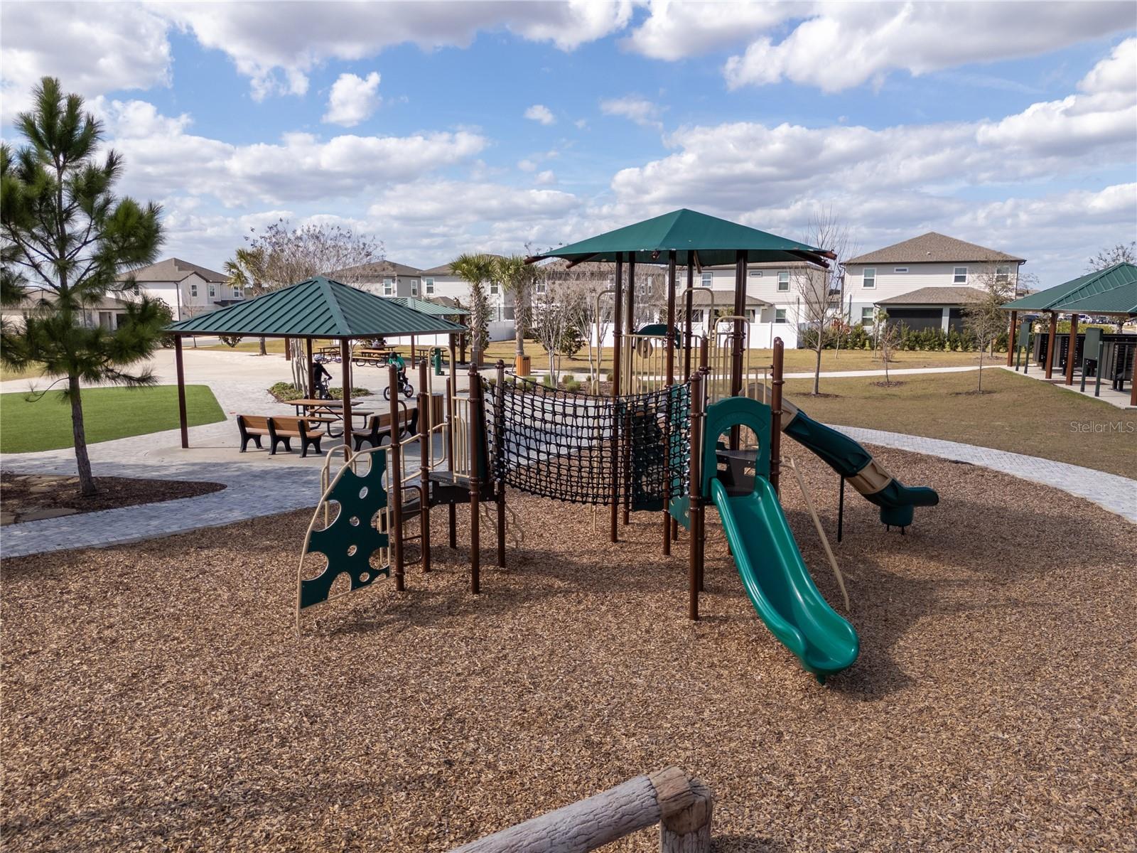 Image 27 of 100 For 2352 Mystic Maze Lane