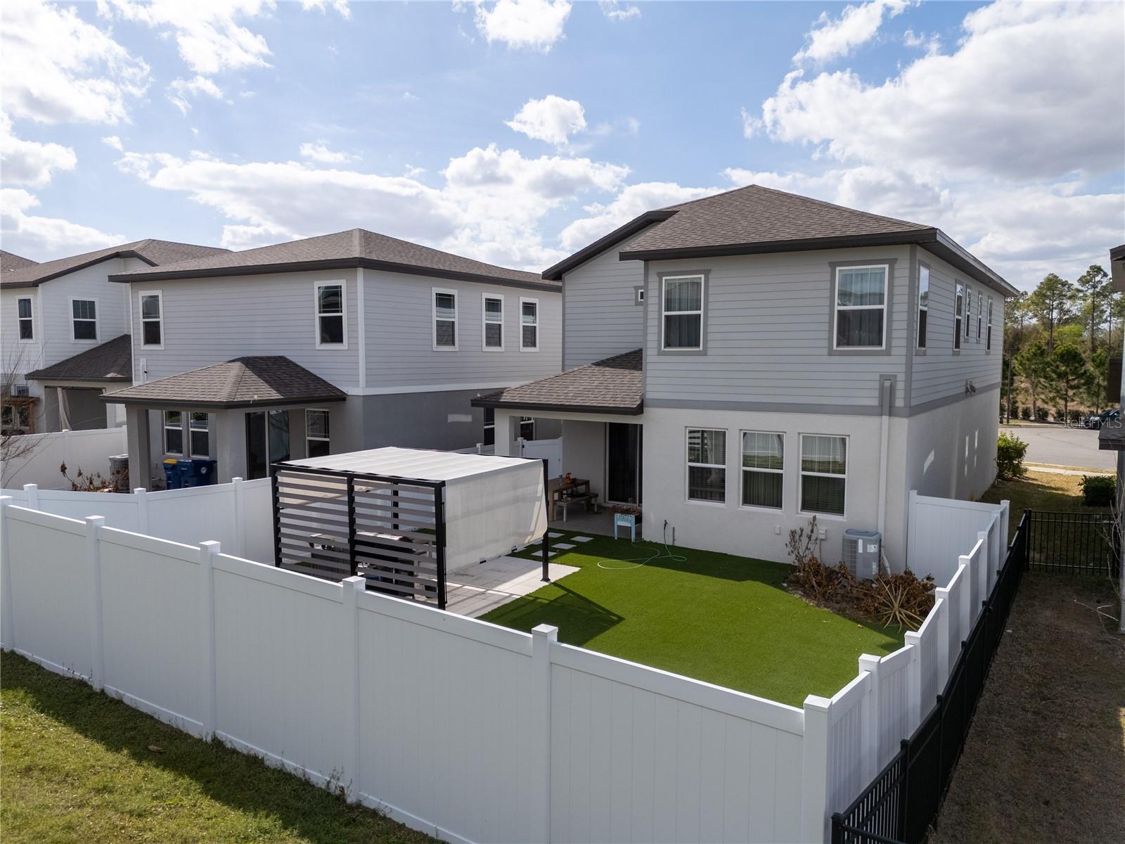 Image 3 of 100 For 2352 Mystic Maze Lane