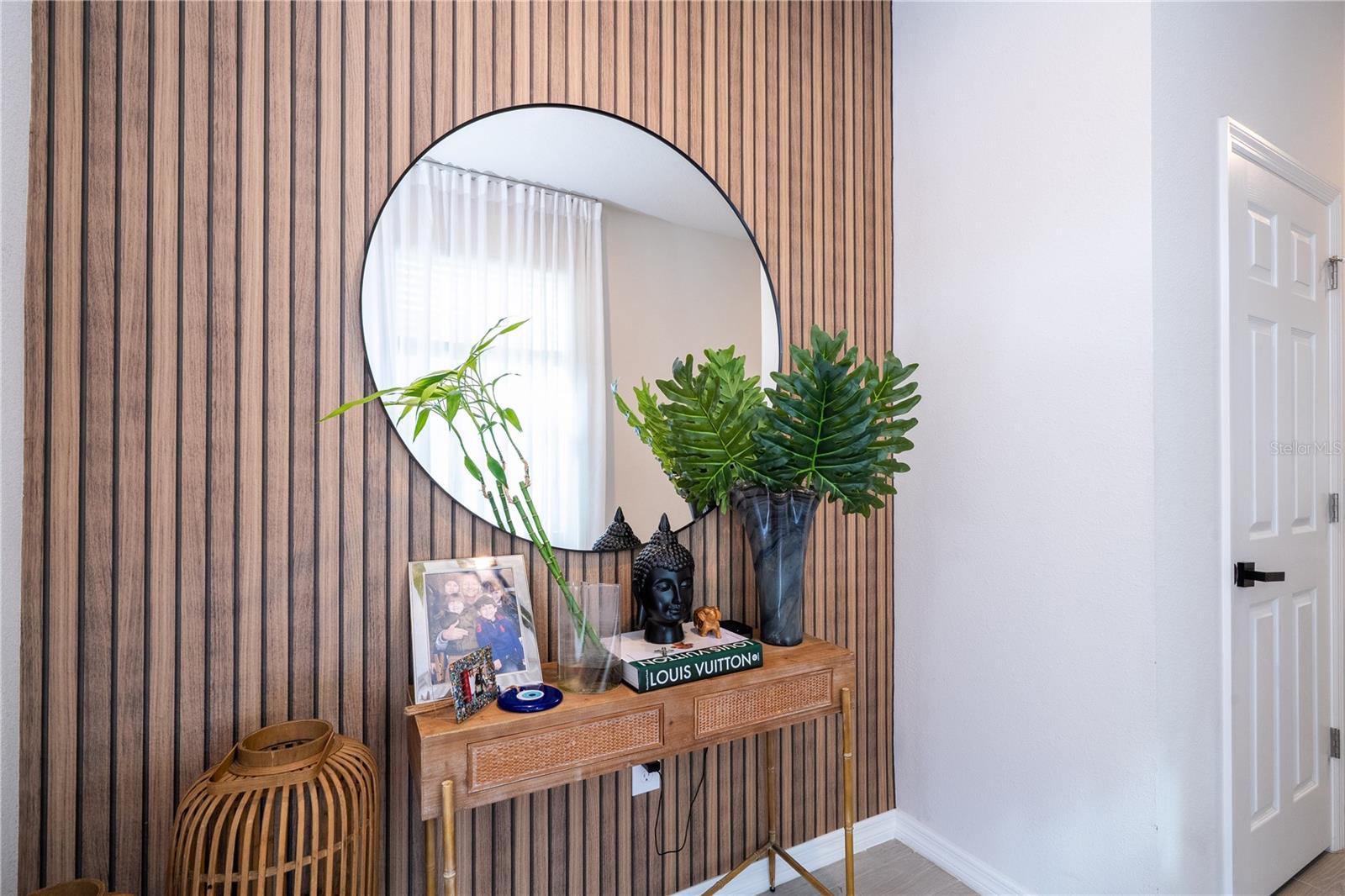 Image 39 of 100 For 2352 Mystic Maze Lane