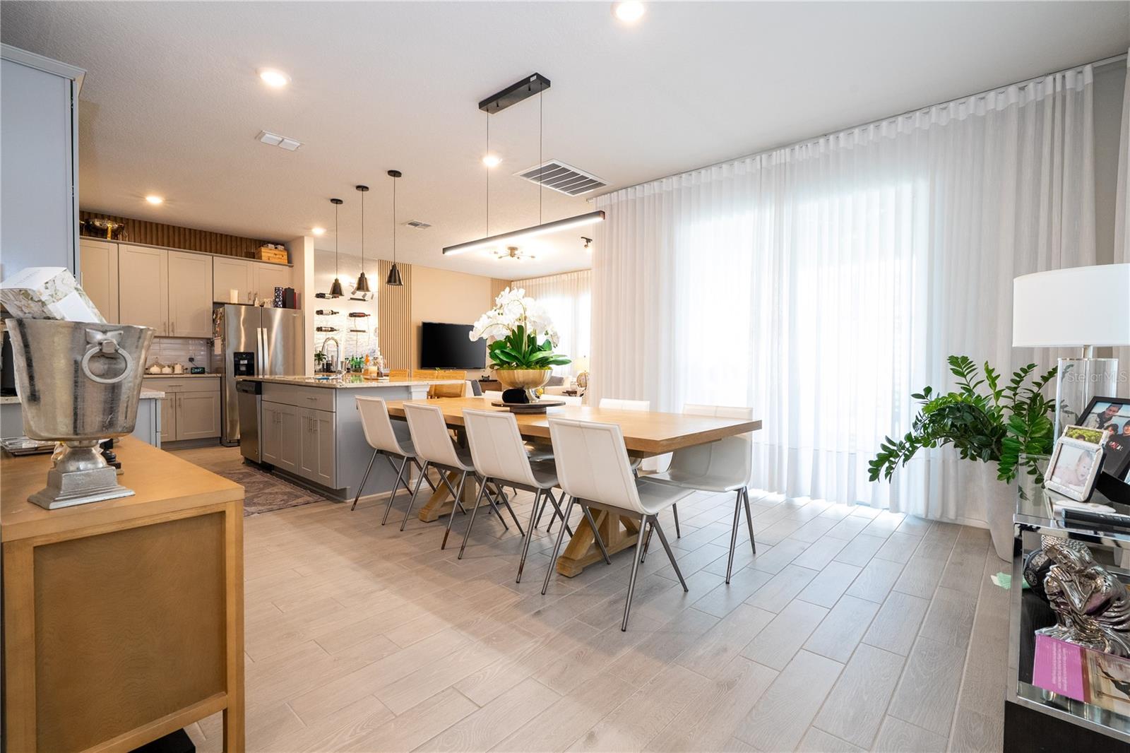 Image 43 of 100 For 2352 Mystic Maze Lane