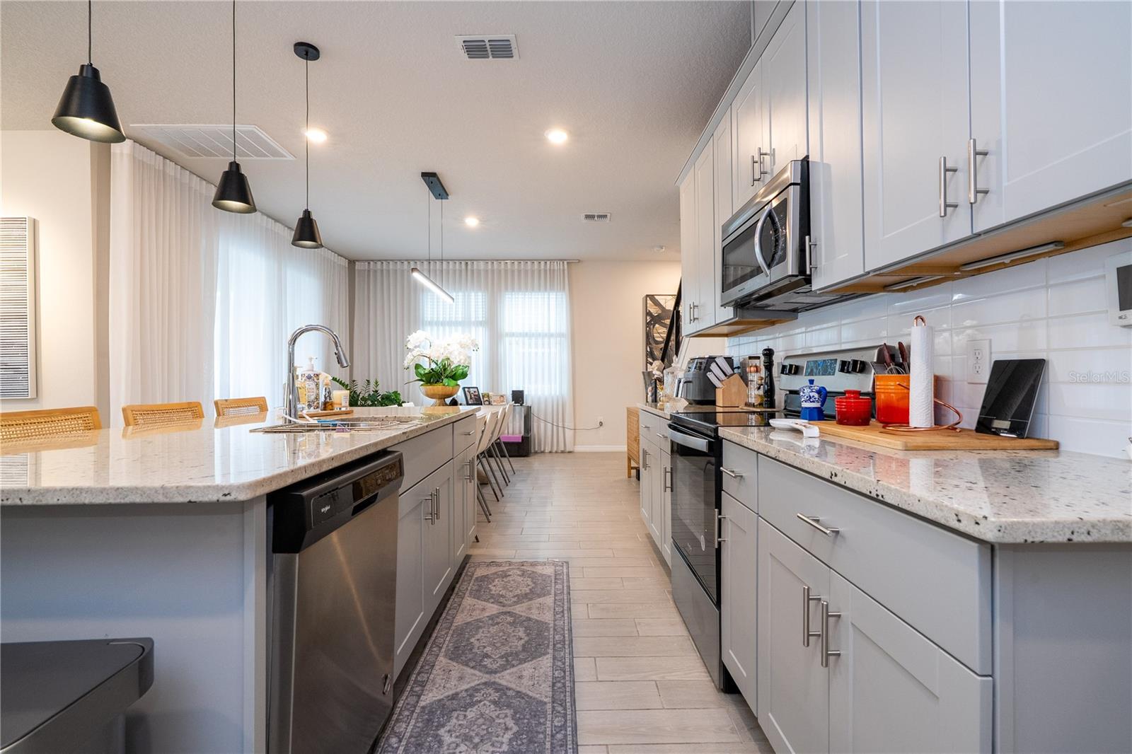 Image 60 of 100 For 2352 Mystic Maze Lane