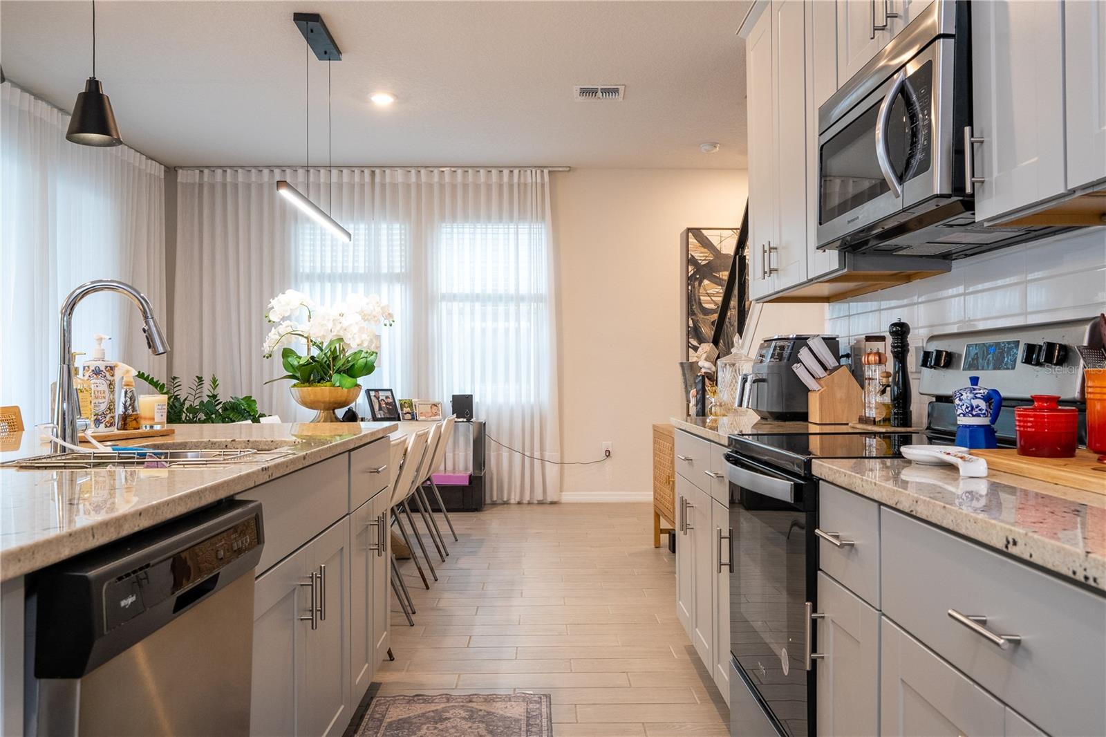 Image 61 of 100 For 2352 Mystic Maze Lane