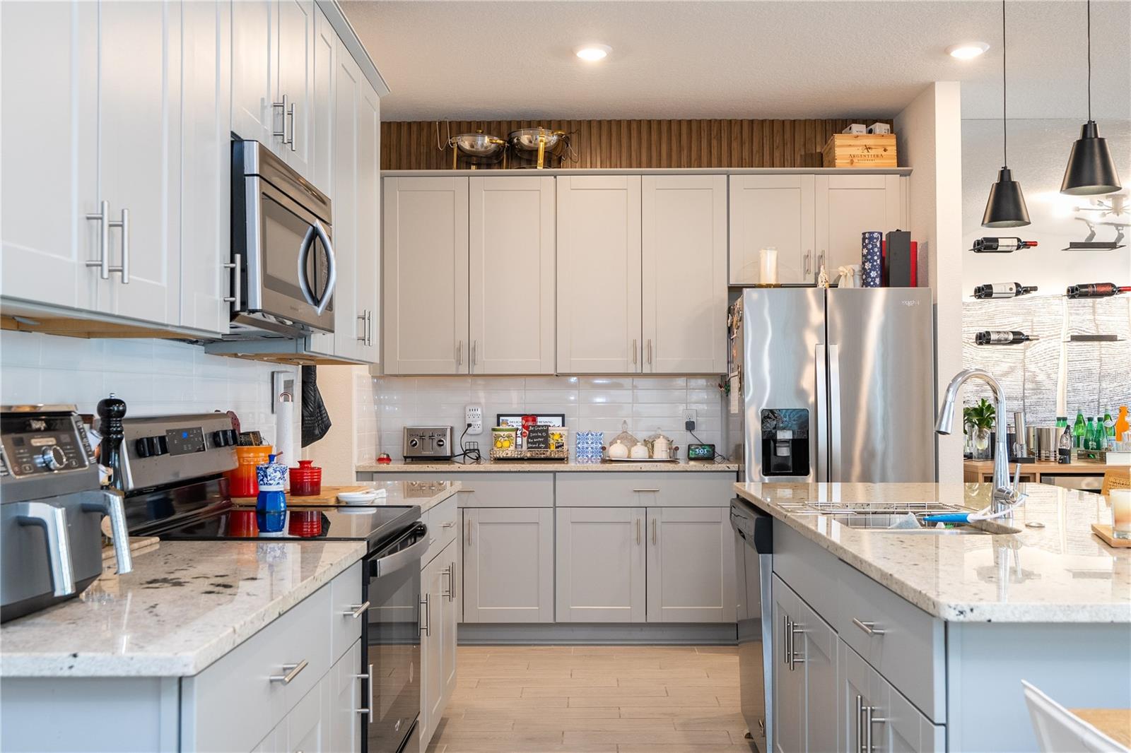 Image 72 of 100 For 2352 Mystic Maze Lane