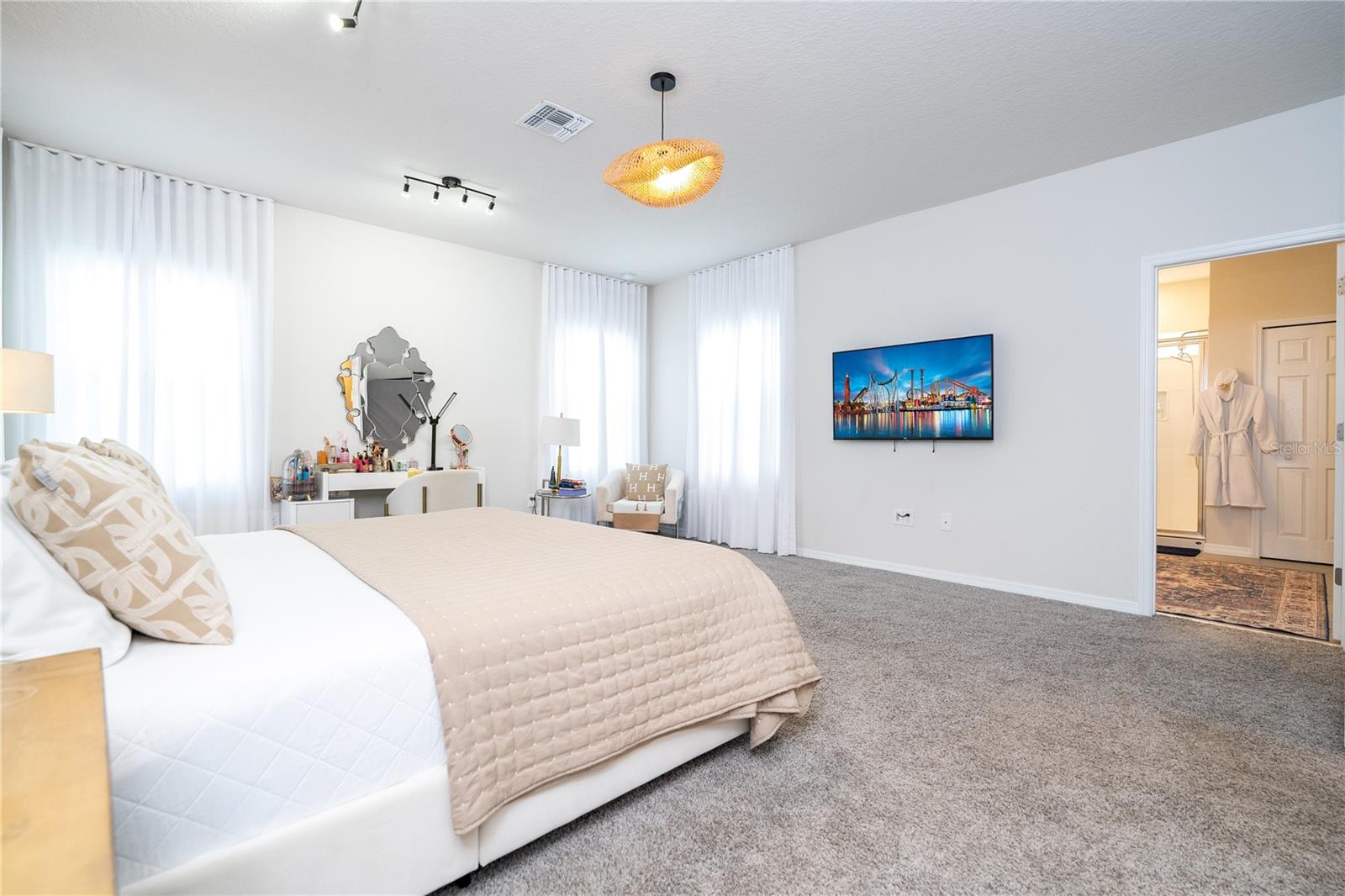 Image 89 of 100 For 2352 Mystic Maze Lane