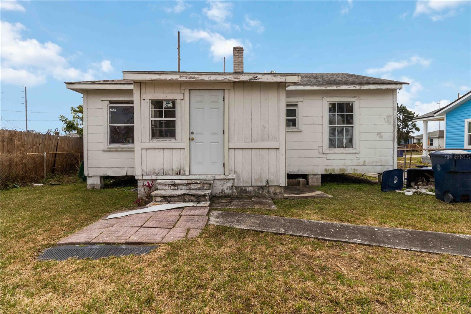 Image 17 of 19 For 2014 Hemlock Street