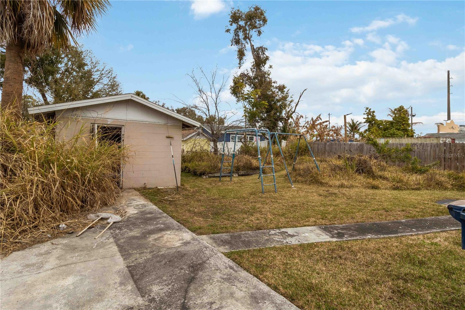 Image 19 of 19 For 2014 Hemlock Street