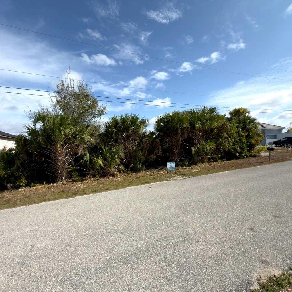 Image 2 of 4 For 13450 Abutilon Lane