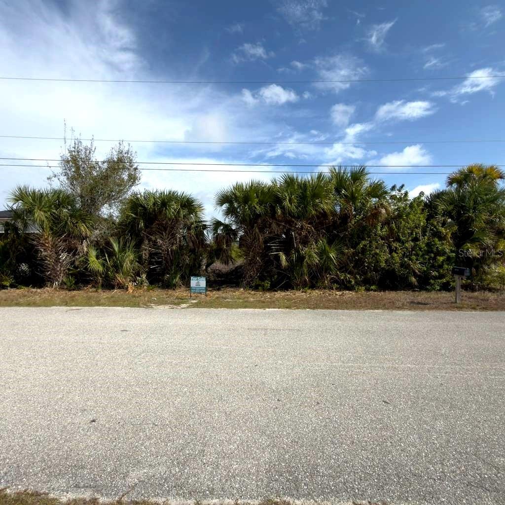 Image 4 of 4 For 13450 Abutilon Lane