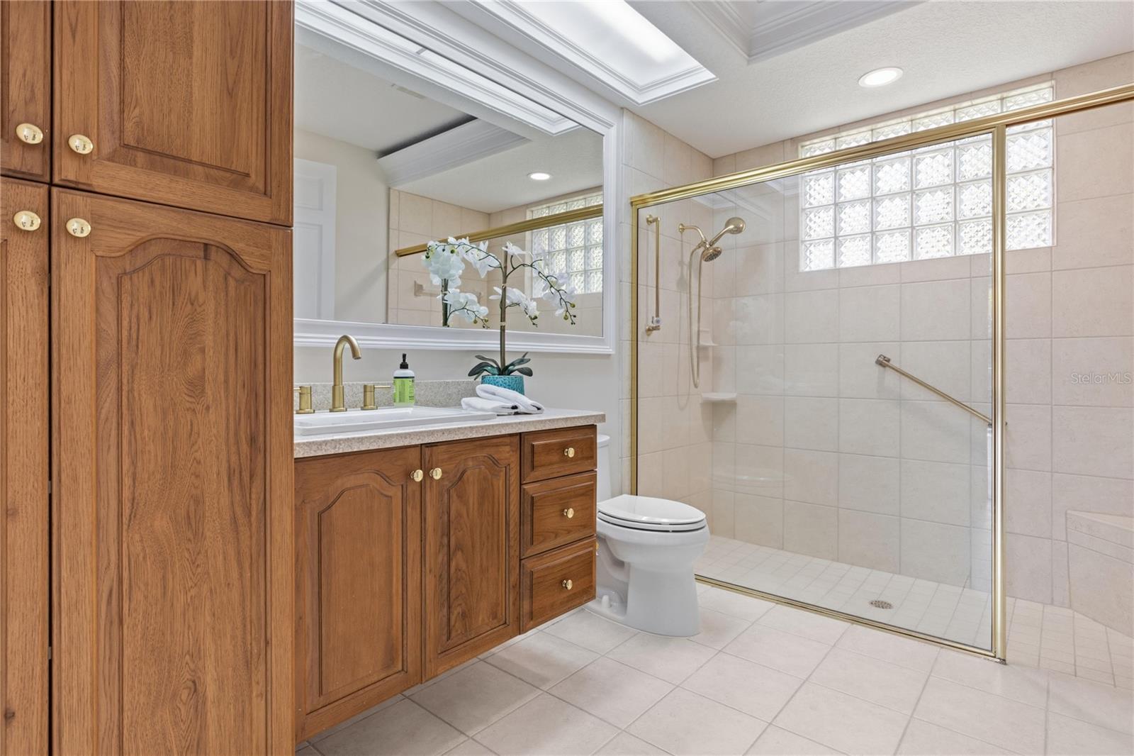 Image 31 of 53 For 1359 Elysium Boulevard