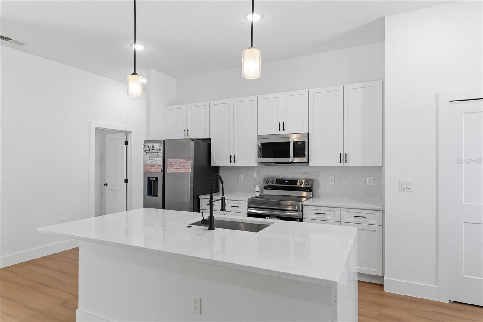 Image 12 of 35 For 8041 Pickinz Way