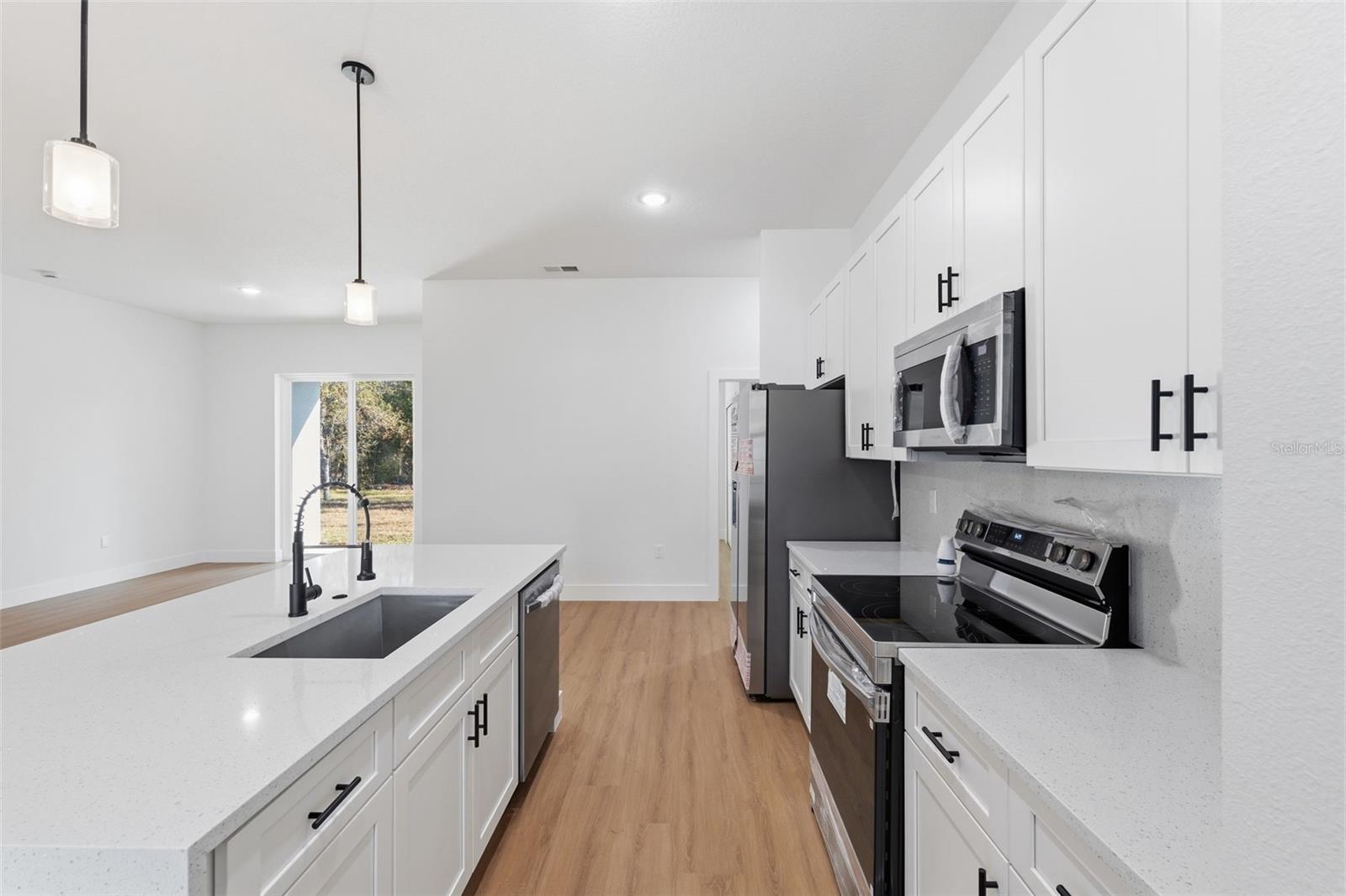 Image 15 of 35 For 8041 Pickinz Way