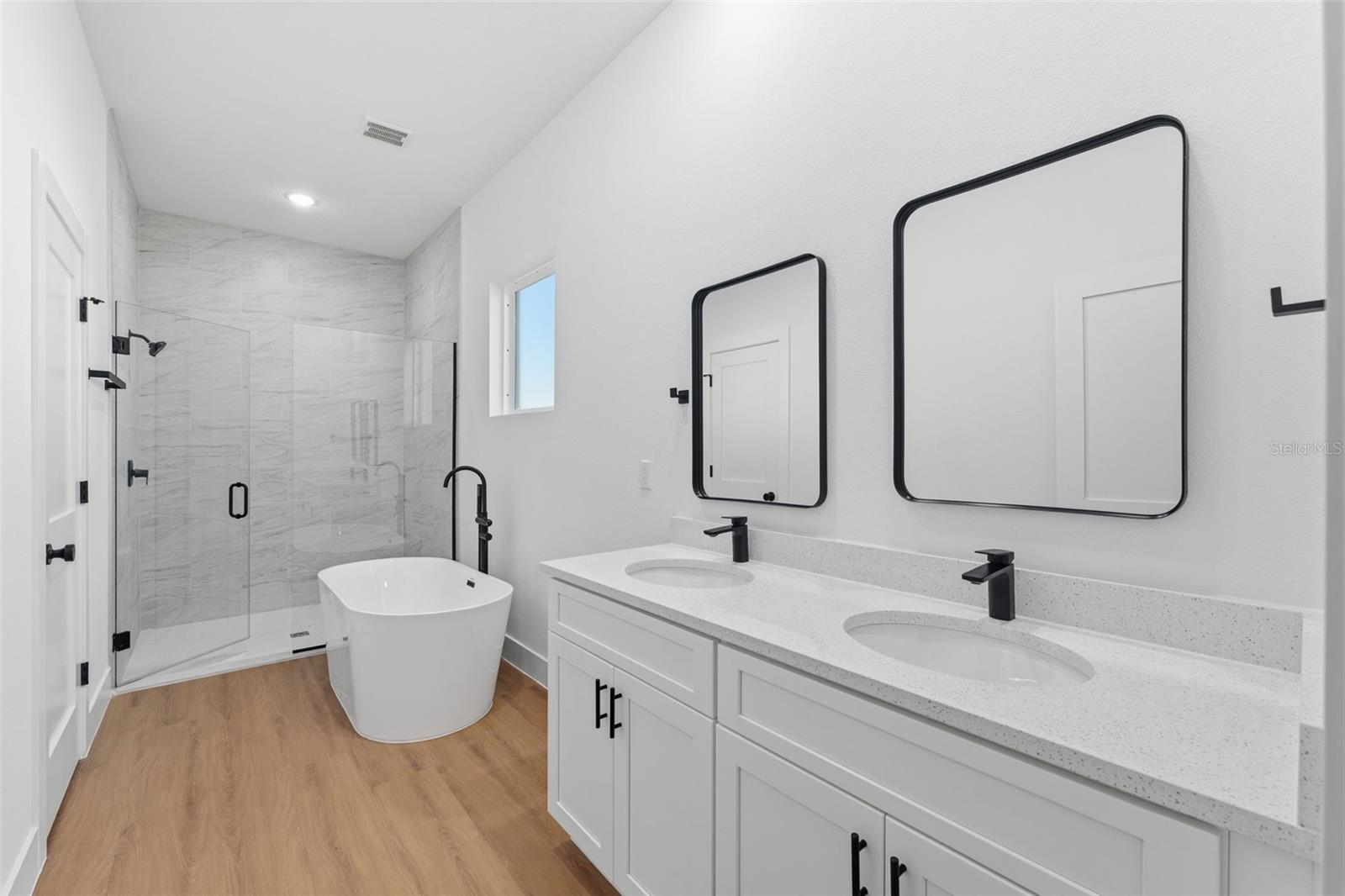 Image 20 of 35 For 8041 Pickinz Way