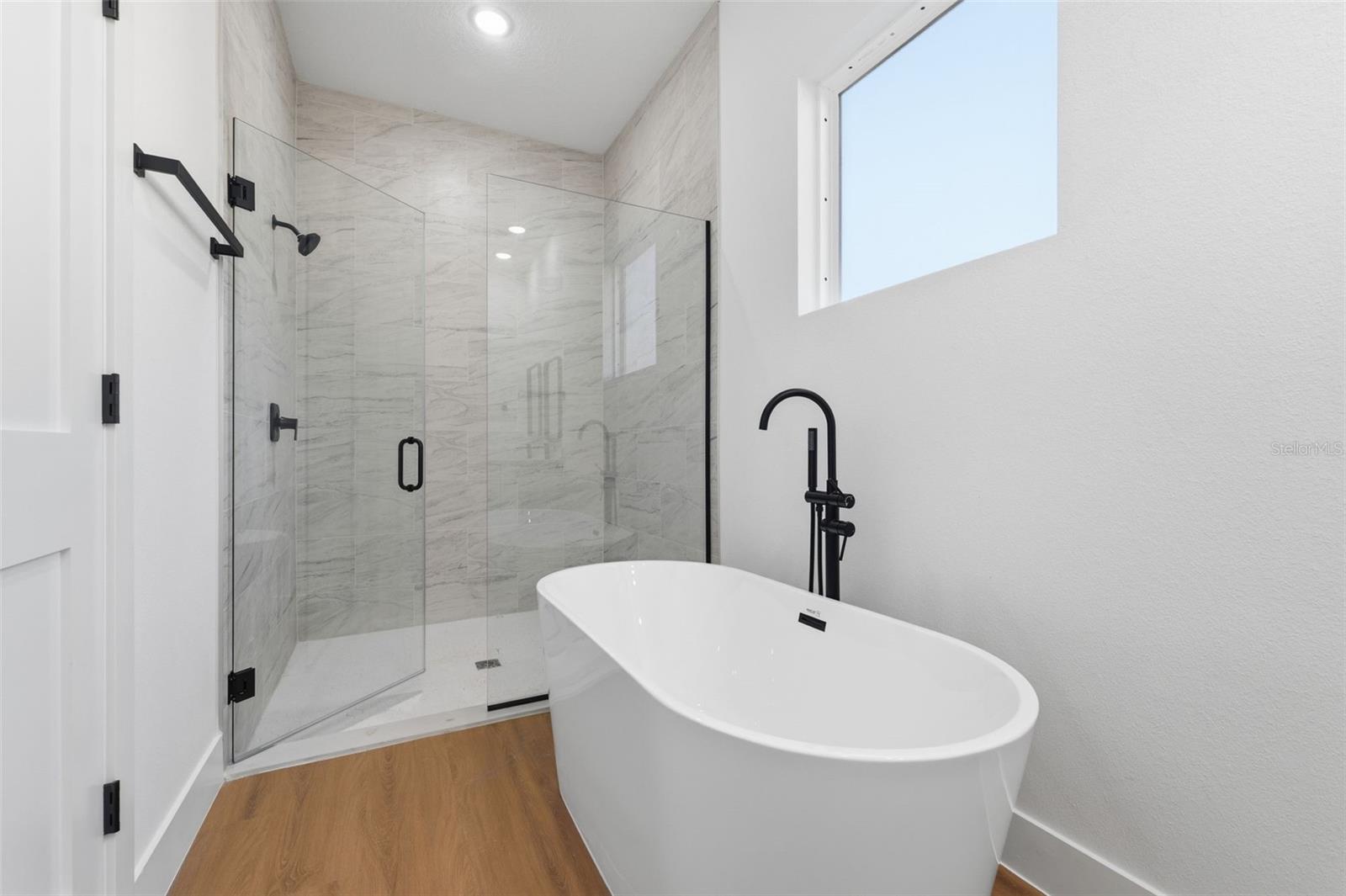 Image 21 of 35 For 8041 Pickinz Way