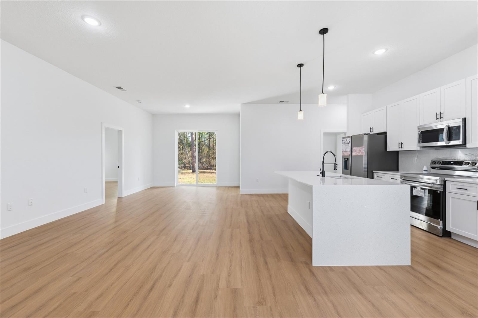 Image 6 of 35 For 8041 Pickinz Way