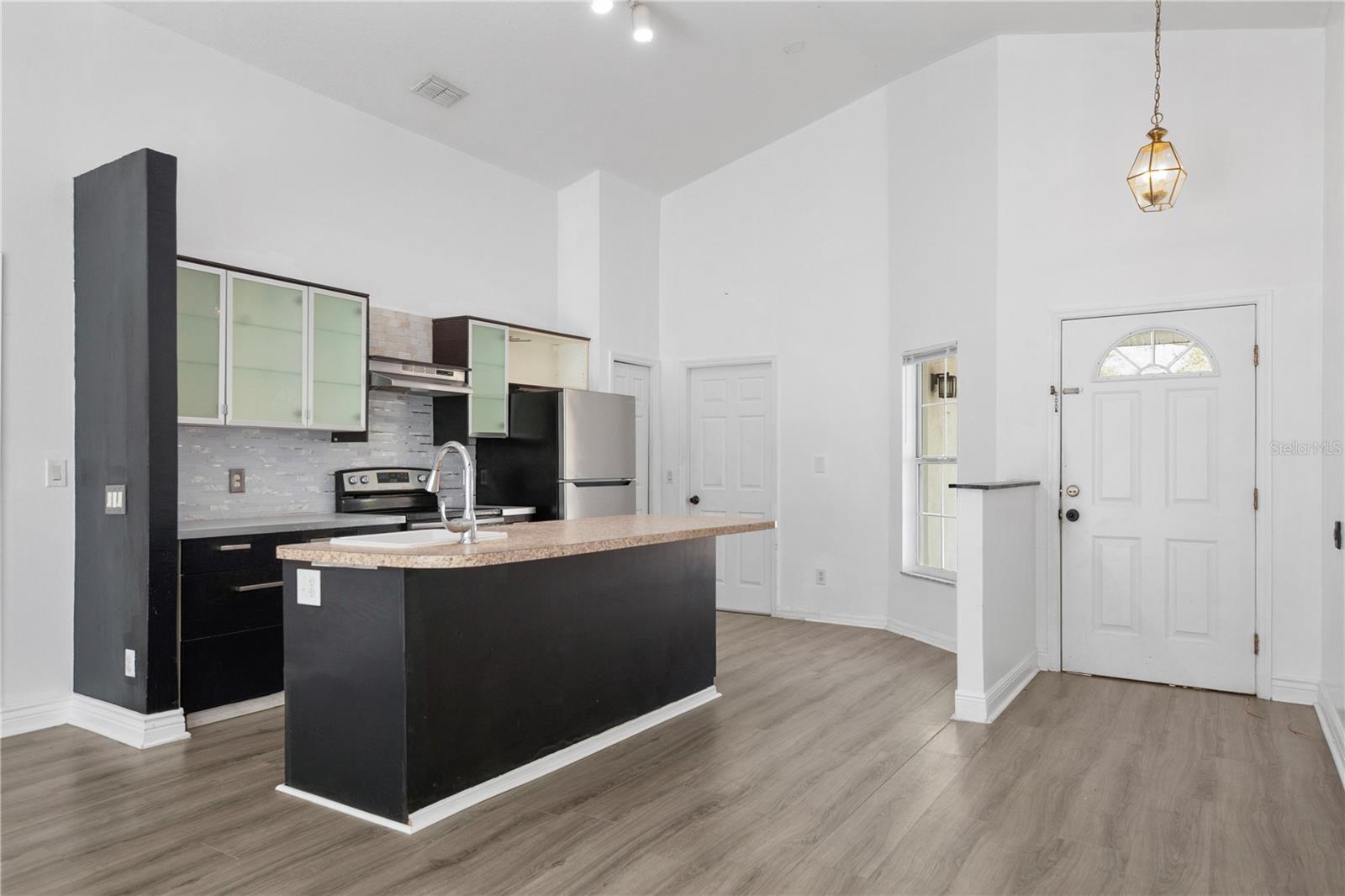 Image 9 of 45 For 11748 Constance Way