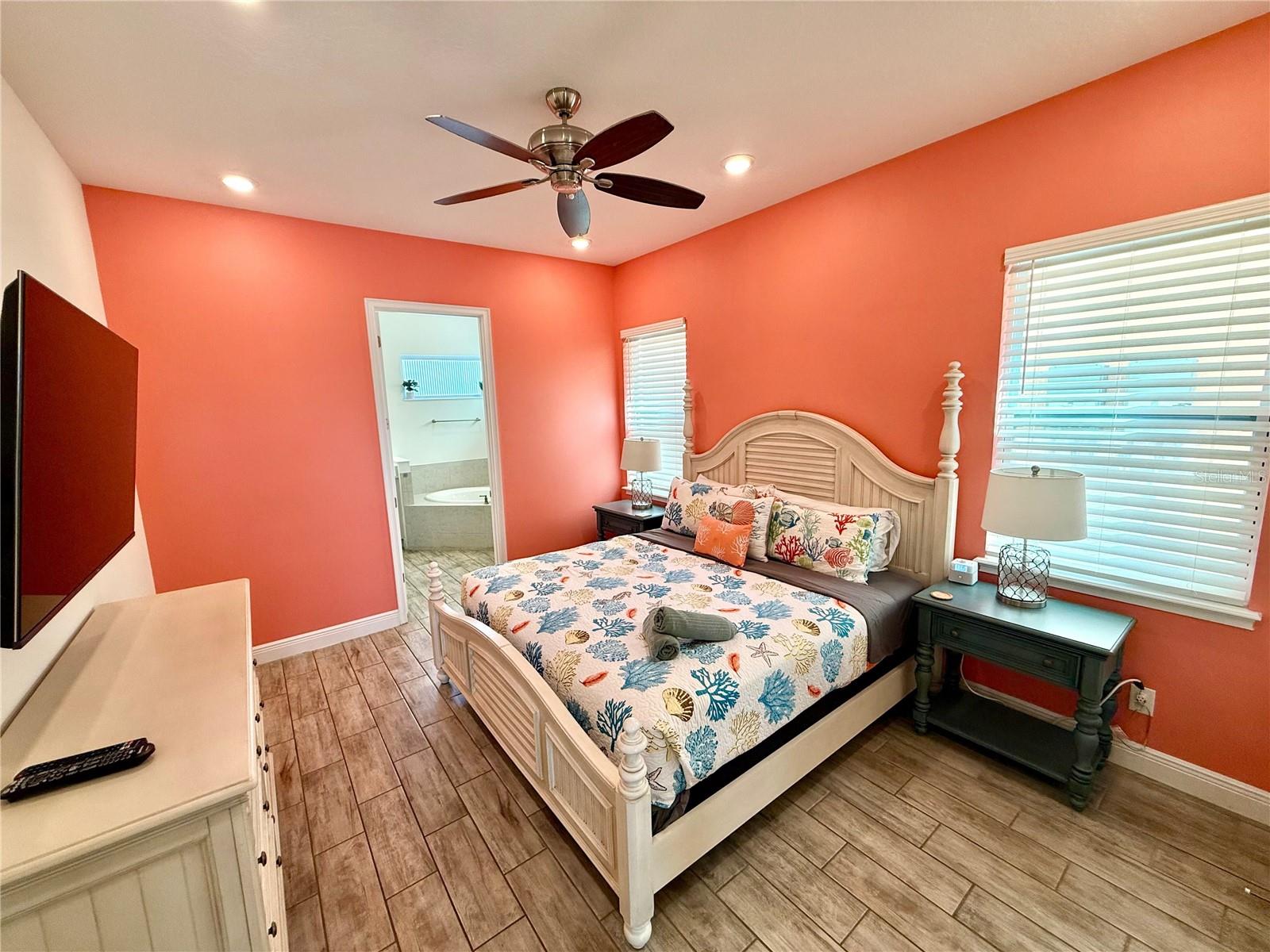 Image 5 of 79 For 8014 Knee Deep Road