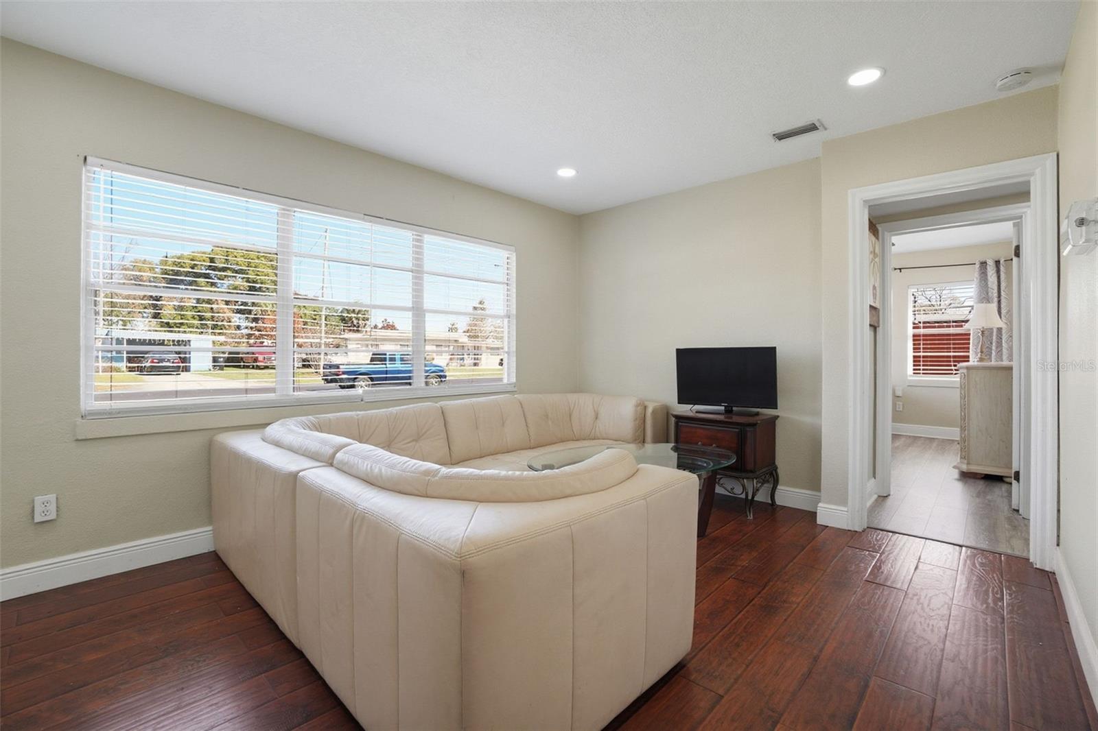 Image 35 of 38 For 5742 Dogwood Drive